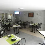 酒店 L'ostalou 2*